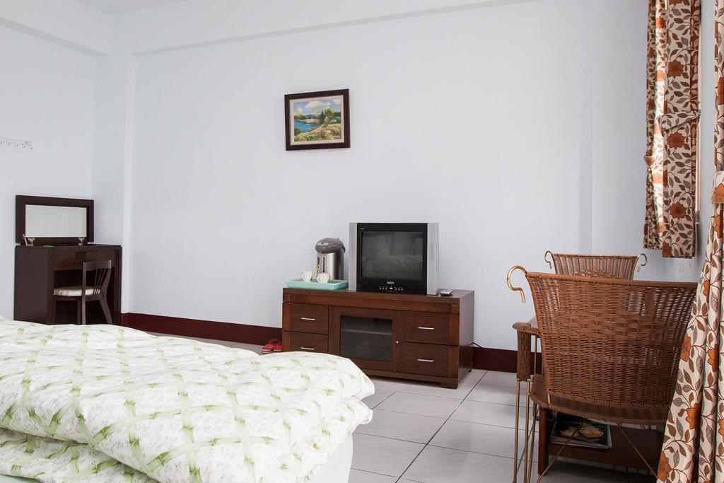 峽谷民宿 Valley B&B Fushi Exterior photo